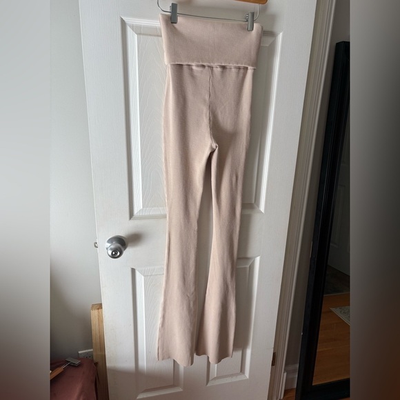 Zara NWOT beige cream ribbed fold over waist flare pants medium tall stretchy - Picture 4 of 11